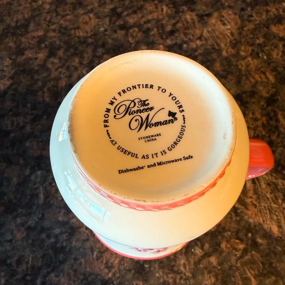Pioneer Woman ~ FANCY FLOURISH ~ 18 Ounce ~ 5" Tall ~ Stoneware ~ Coffee/Tea Mug - Picture 4 of 5
